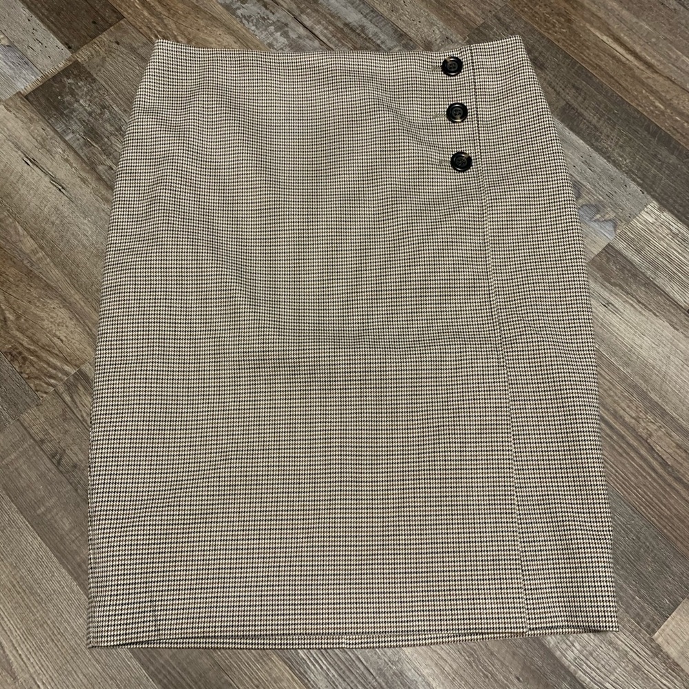 Ann Taylor houndstooth pencil skirt